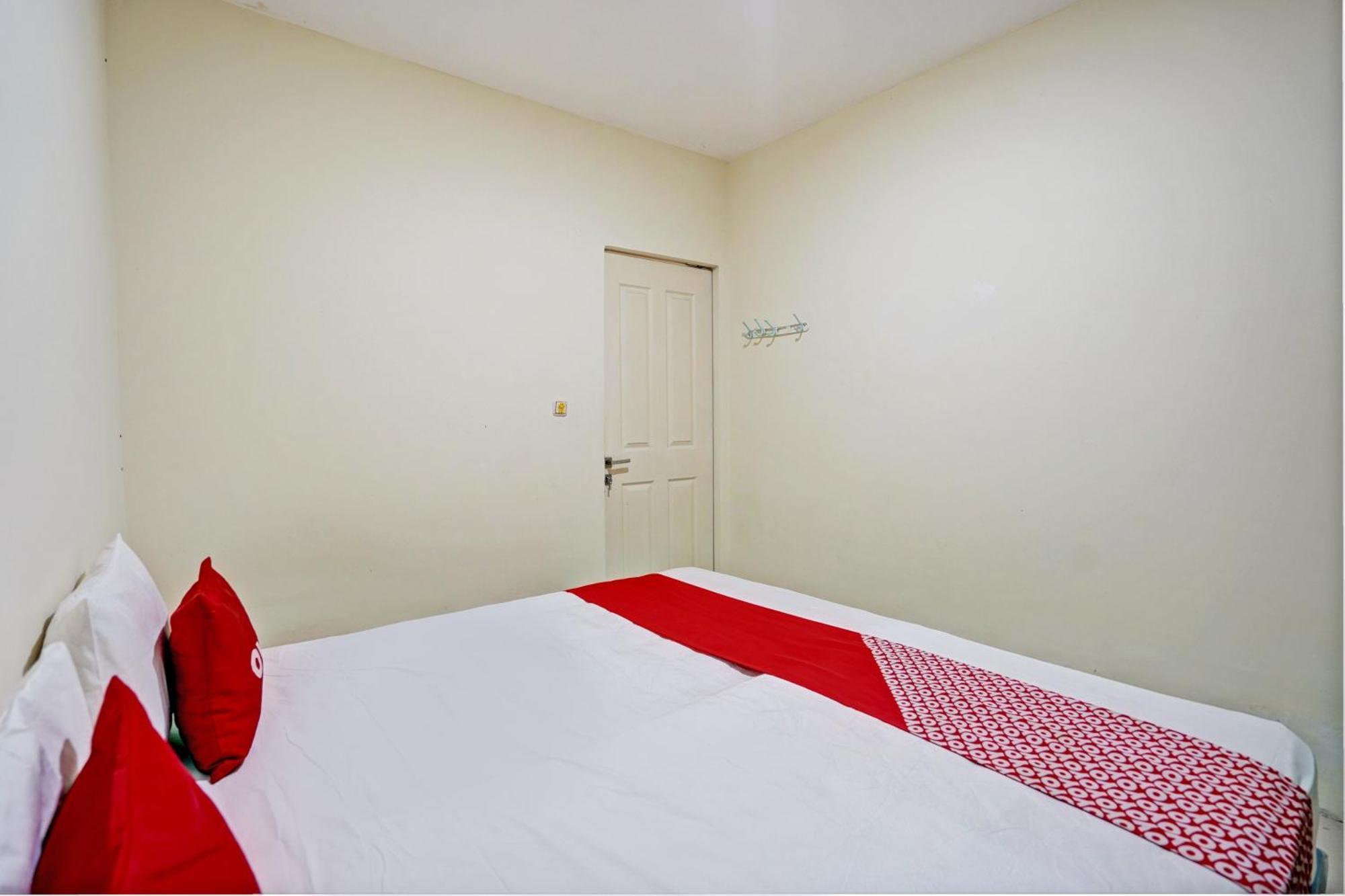 Oyo 93112 Garden Homestay 3 Merlion Σουραμπάγια Εξωτερικό φωτογραφία