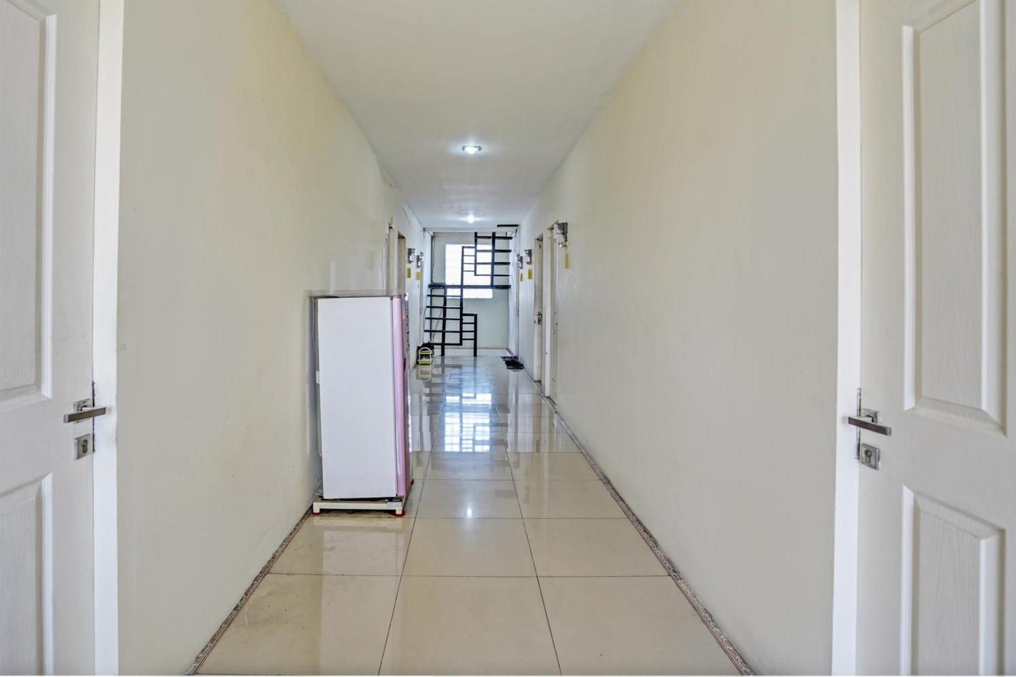 Oyo 93112 Garden Homestay 3 Merlion Σουραμπάγια Εξωτερικό φωτογραφία